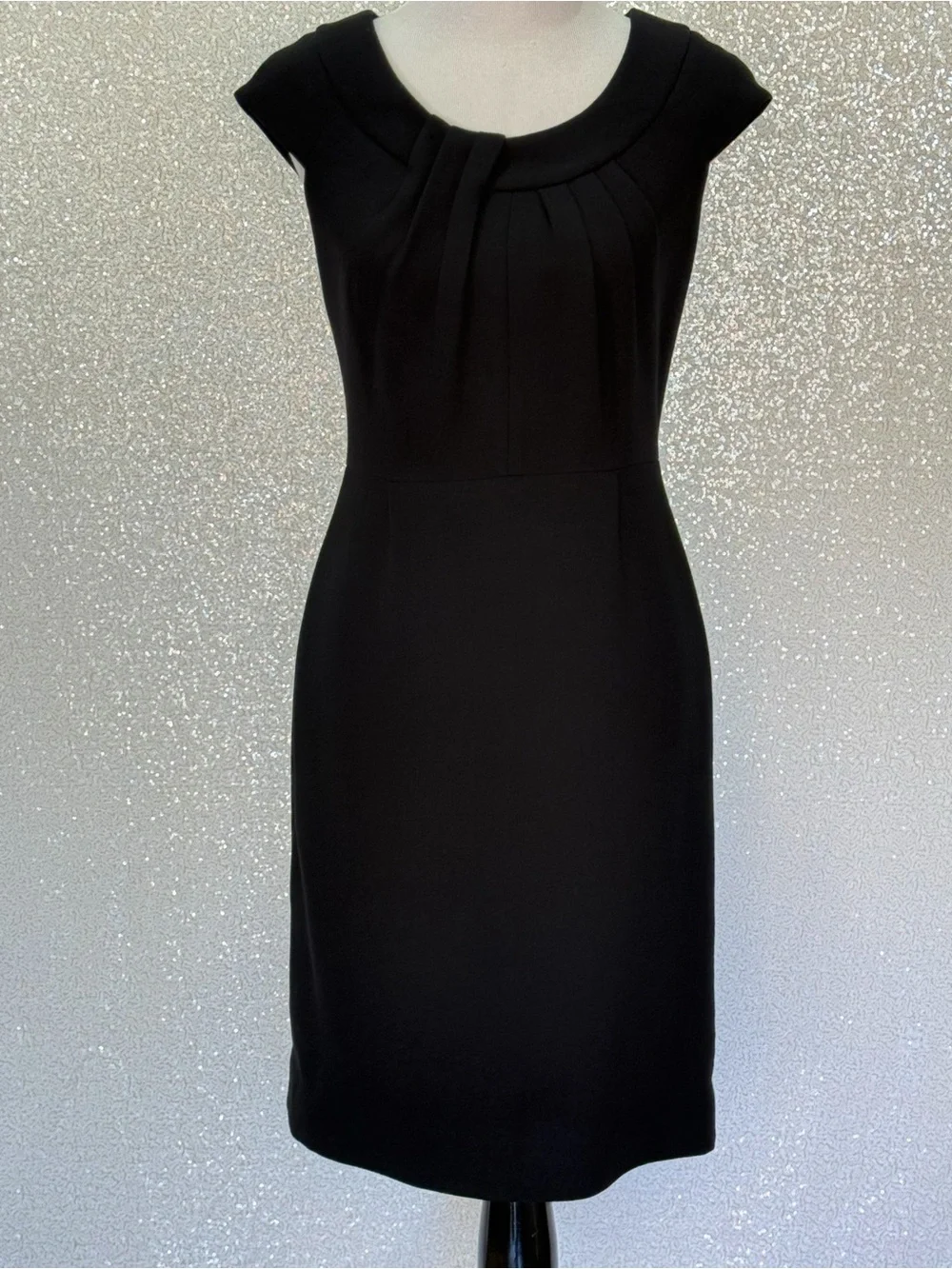 Kate Spade Raya Shift Dress Black Pleated Neck Sheath Dress Size 4 Womens